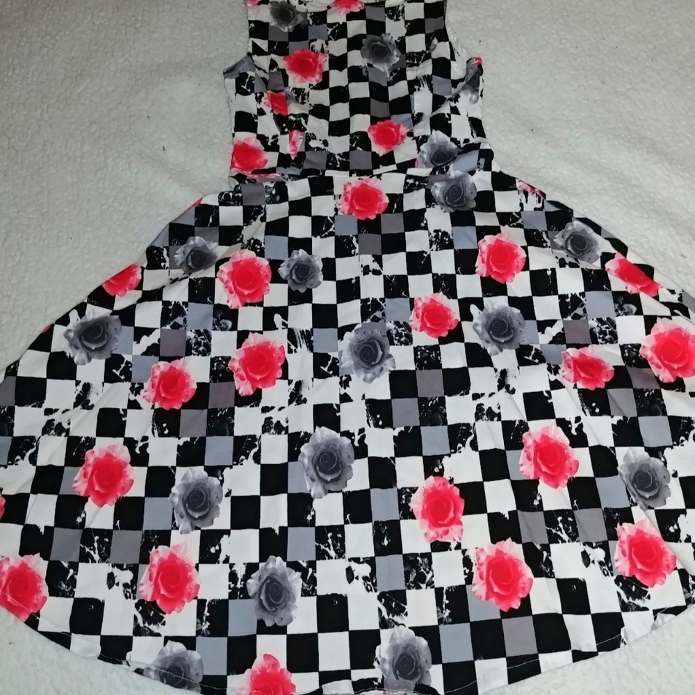 Black n white checkered skater dress - Sz Small